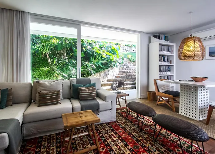 Tropical Contemporary Suites